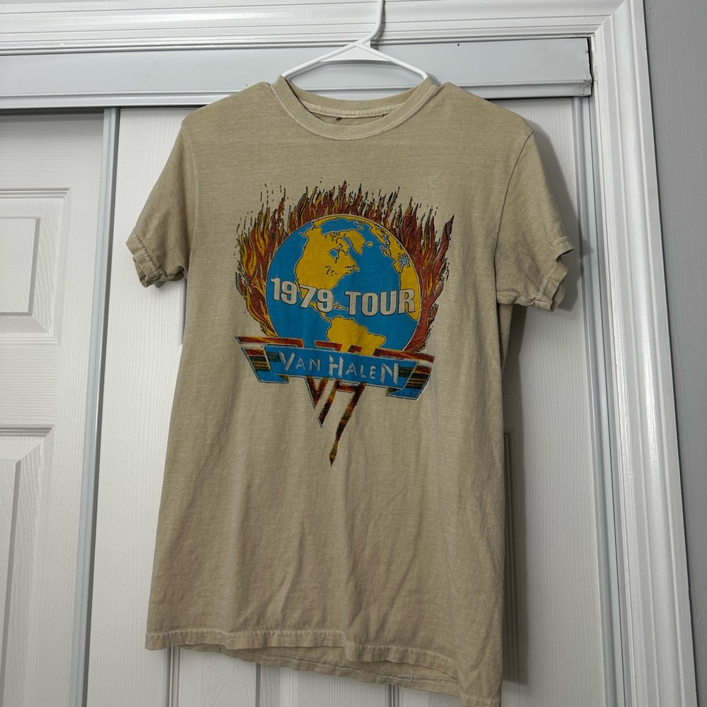 Pacsun t shirt